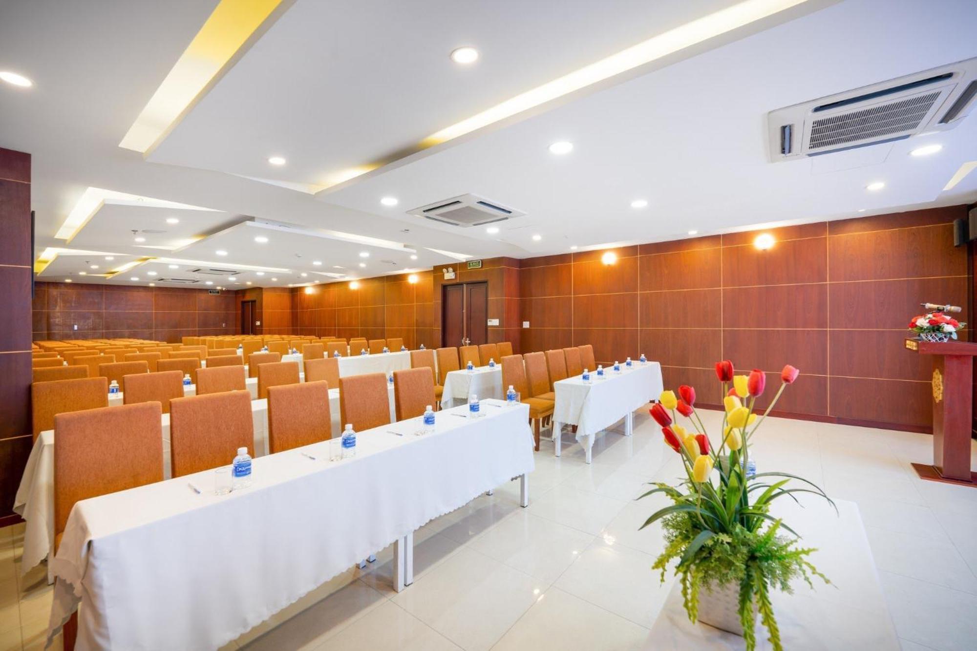 Gemma Hotel & Apartment Near Dragon Bridge Da Nang Luaran gambar